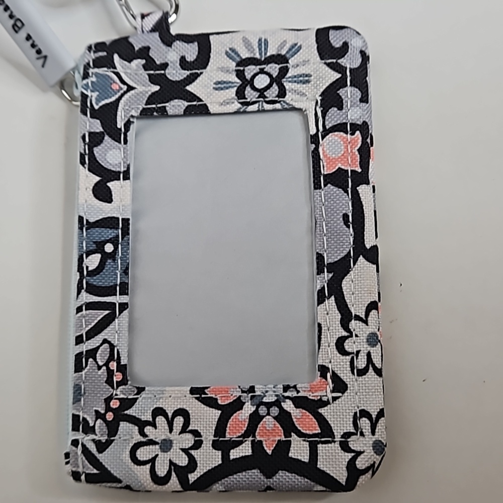 Vera Bradley ID Case and Lanyard Key Ring Lisbon Medallion - Picture 2 of 8